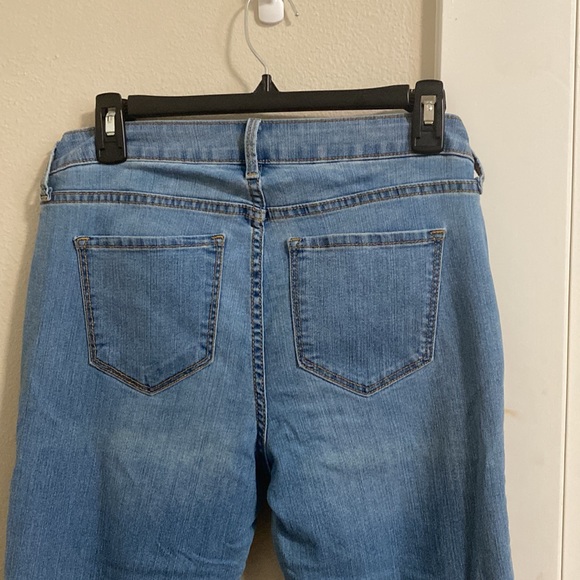 Old Navy Super Skinny Ankle Jeans Light Blue Size 8 with pockets, Light Denim - Picture 5 of 10